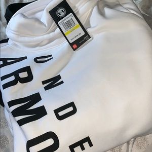 White under armour sweatshirt